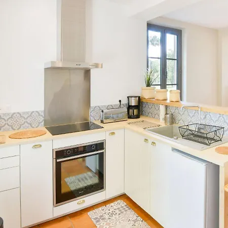 Villa In Lanton Near The Beach With Harbour View 兰顿