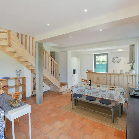 Villa In Lanton Near The Beach With Harbour View 兰顿