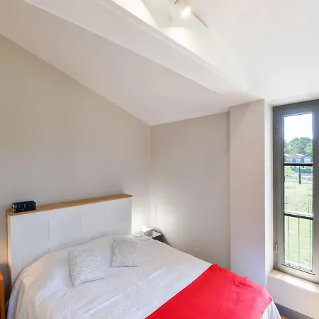 Villa In Lanton Near The Beach With Harbour View *
