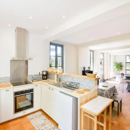 Villa In Lanton Near The Beach With Harbour View 别墅 兰顿