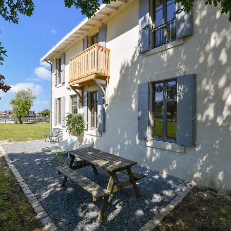 Villa In Lanton Near The Beach With Harbour View *